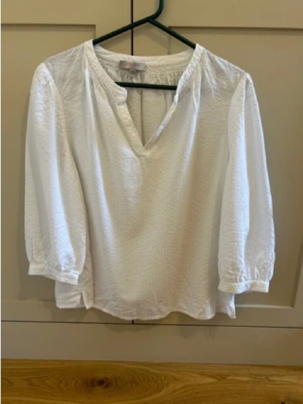 Hobbs London White Women's V-Neck Textured Blouse
